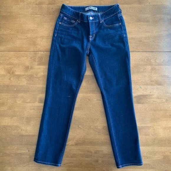 𝅺J Brand Scarlett Seven Eights Dark Wash Jeans. 28 - Picture 3 of 10